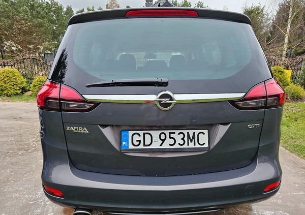 Opel Zafira cena 52000 przebieg: 226000, rok produkcji 2016 z Piława Górna małe 92